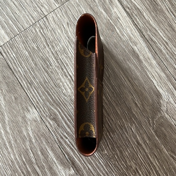 Louis Vuitton Authentic Vintage Cigarette Case - 2.5”W x 5”H x 1”D - Picture 4 of 9